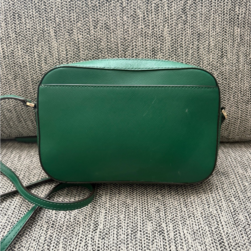 Michael Kors Emerald Saffiano Leather Crossbody with Gold Chain - Picture 4 of 7